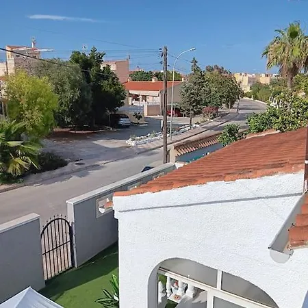 Villa In La Marina With Cozy Garden And Private Solarium San Fulgencio Exterior photo