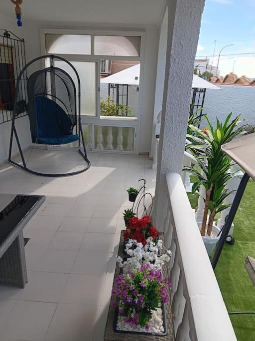 Vakantiehuis In La Marina With Cozy Garden And Private Solarium